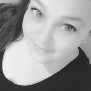 Meet your Posher, Michele